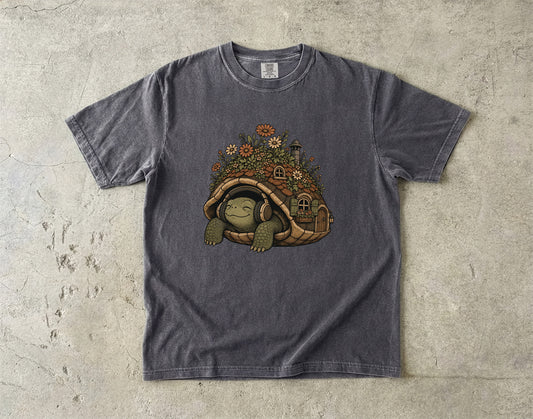 Turtle Cottage Shell -Comfort Colors T-shirt