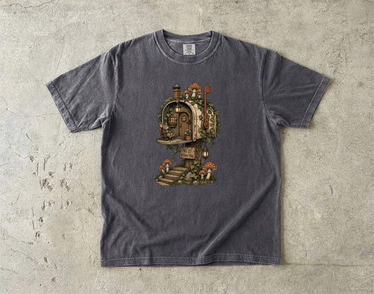 Mailbox Cottage -Comfort Colors T-shirt