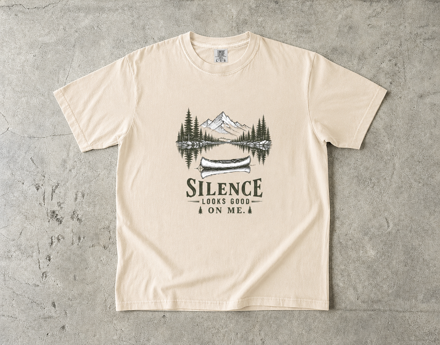 Silence Looks Good On Me - Comfort Colors T-shirt