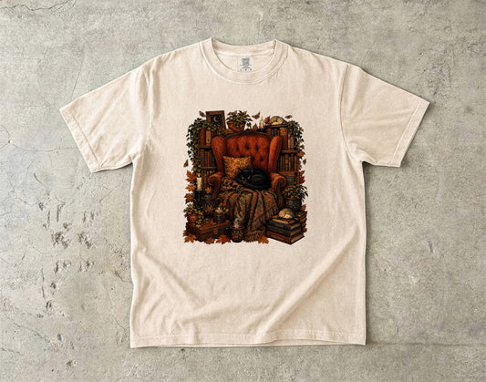Cozy Black Cat Reading  -Comfort Colors T-shirt