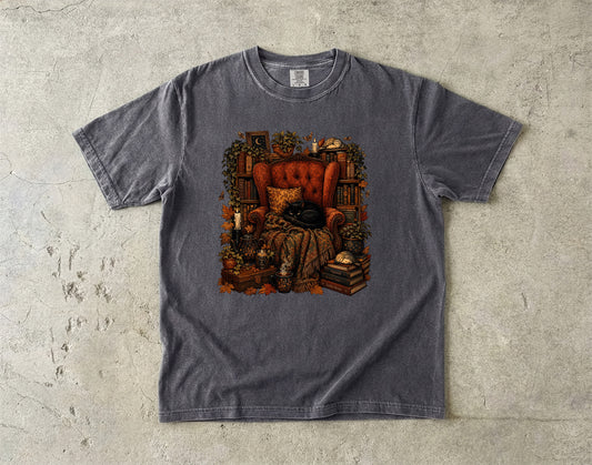 Cozy Black Cat Reading  -Comfort Colors T-shirt