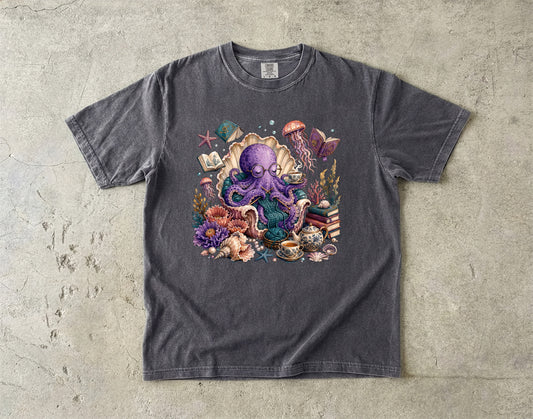 Introvert Octopus Knitting -Comfort Colors T-shirt