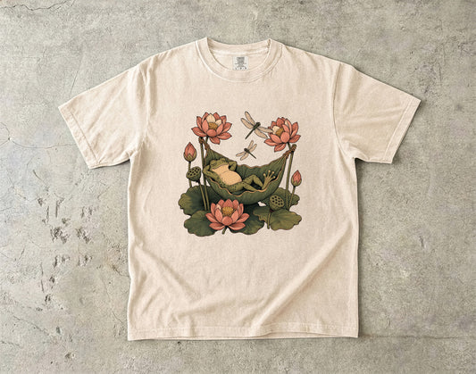 Cute Frog Lily Pad -Comfort Colors T-shirt