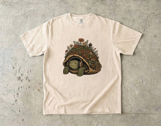 Turtle Cottage Shell -Comfort Colors T-shirt